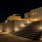Potnia Theron B&B Akrotírion