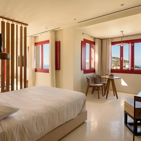 Potnia Theron Bed & Breakfast 4*