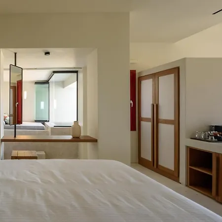 Potnia Theron Bed & Breakfast Akrotírion