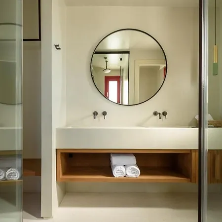 Bed & Breakfast Potnia Theron 4*