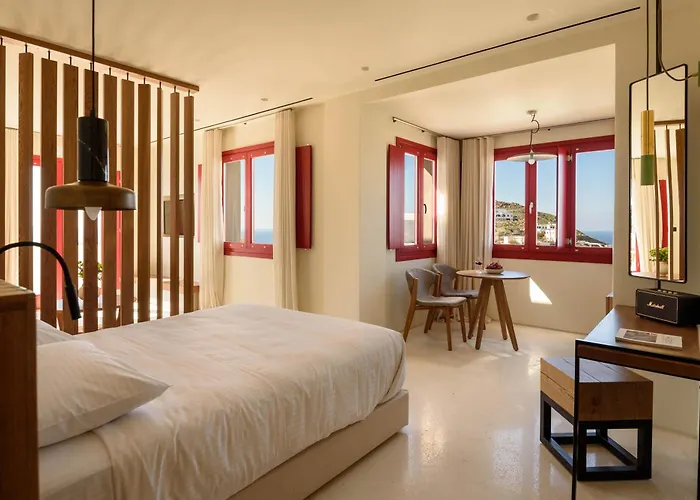 Potnia Theron Couette-café 4*