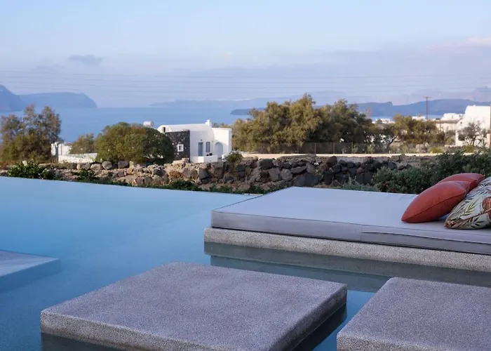 Couette-café Potnia Theron 4*