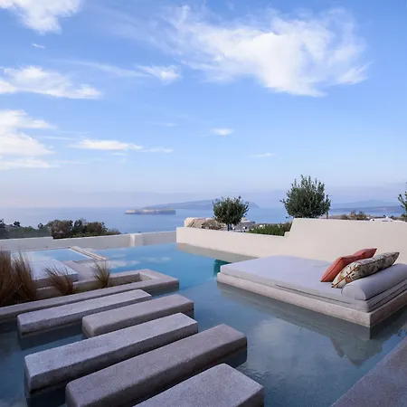 Potnia Theron Bed & Breakfast 3*
