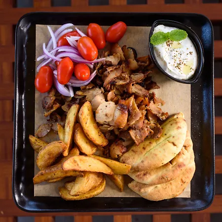 Bed and breakfast Potnia Theron 4*